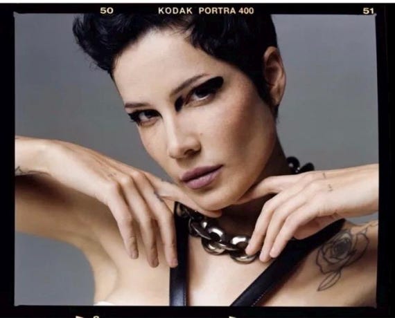 Vogue Turkey: December-january 2023, Halsey Cover - Etsy