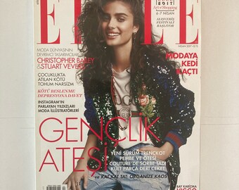 Elle Türkei Taylor Hill April 2017 / Weltweit Schneller Versand