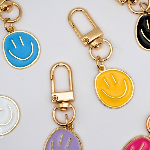 Smiling face Key-ring / happy face / cute key-ring / gift idea / accessories