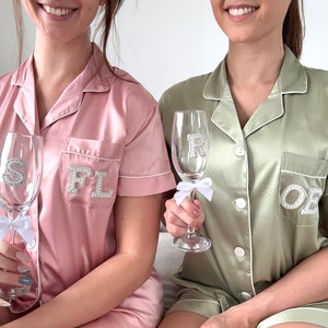 Personalised luxury satin pyjamas Bridesmaid pyjamas Embellished satin bridesmaid pyjamas Hen party Bride pyjamas zdjęcie 3