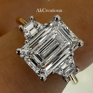 3 CT Emerald Cut Three Stone Moissanite Diamond Engagement Ring 14k Solid Gold Trilogy Anniversary Gift Wedding Ring Promise Ring For Women
