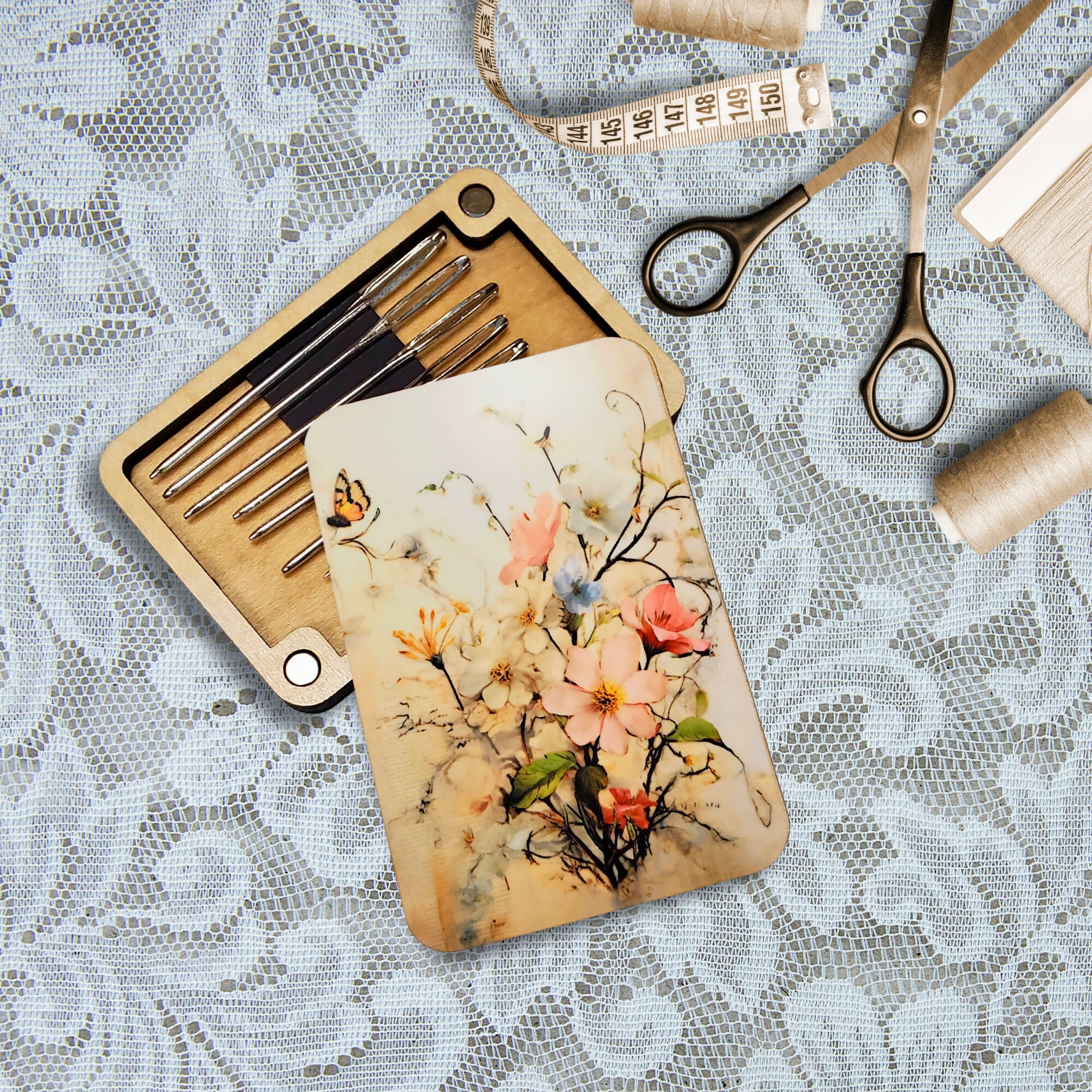 Floral Needle Minder Storage Case Cross Stitch Needle Holder Embroidery Needle Holder