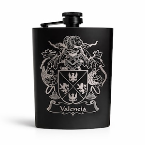 Personalized Family Crest Coat of Arms Laser Engraved Flask 画像 3