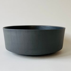 large &quot;MOON BOWL 4&quot;: as a salad bowl, soup tureen or for dumplings, made of polished porcelain, handmade by artconforms ceramics