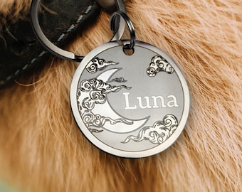 Targhetta identificativa personalizzata Luna per animali domestici: design lunare da sogno per cani e gatti in argento, oro, oro rosa, nero