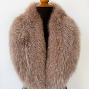 Col en fourrure de renard amovible pour manteau, Col écharpe en fourrure de renard véritable de couleur camel, Accessoire d&#39;hiver en fourrure, Cadeau de luxe en fourrure pour femme, Col en fourrure