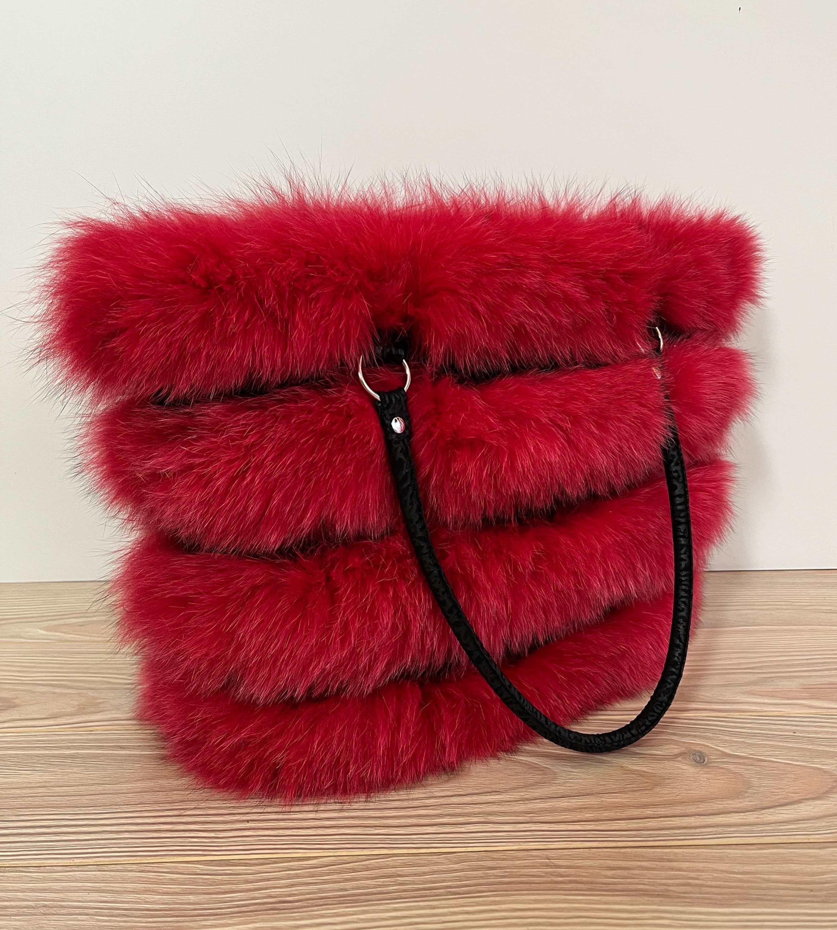 Red fluffy clutch bag sale
