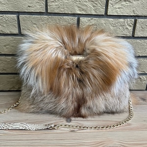 Luxury Crossbody Women Fur Bag, Winter Crossbody Shoulder Fur Bag, Fox Fur Handbag, Fox Fur Luxury Crossbody Bag, Fox fur Shoulder Bag,
