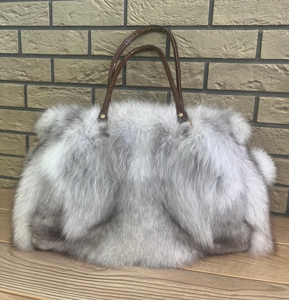 Bolso de piel de zorro hecho a mano: lujoso bolso de hombro marrón