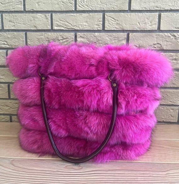 Borsa a tracolla in pelliccia di volpe rosa, borsa a mano in