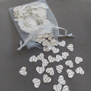 500 stuks handgeperforeerde papieren harten, verspreide decoratieharten, papieren bruiloft, hartconfetti, Valentijnsdag