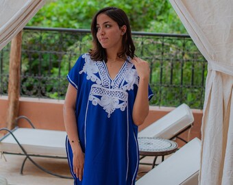 Moroccan Kaftan: Embroidered Beach Resort Dress