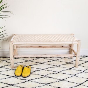 Wicker bench store with back