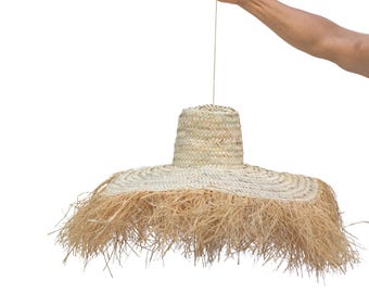 Strohhut Wanddeko 60 cm | Handgewebter Palmenblatt Wandkorb | Boho Wanddeko Natürliche Raffia Fransen