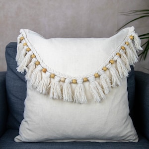 Handwoven Macrame Pillow Cover: Boho Tassel Cushion, Moroccan Decor (45x45cm)