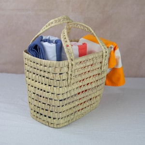 Handwoven Palm Leaf Beach Bag: French Market Basket