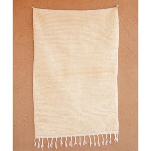 Handmade Beni Ourain Rug: Authentic Moroccan Berber Wool Rug (150cm x 100cm) - 003