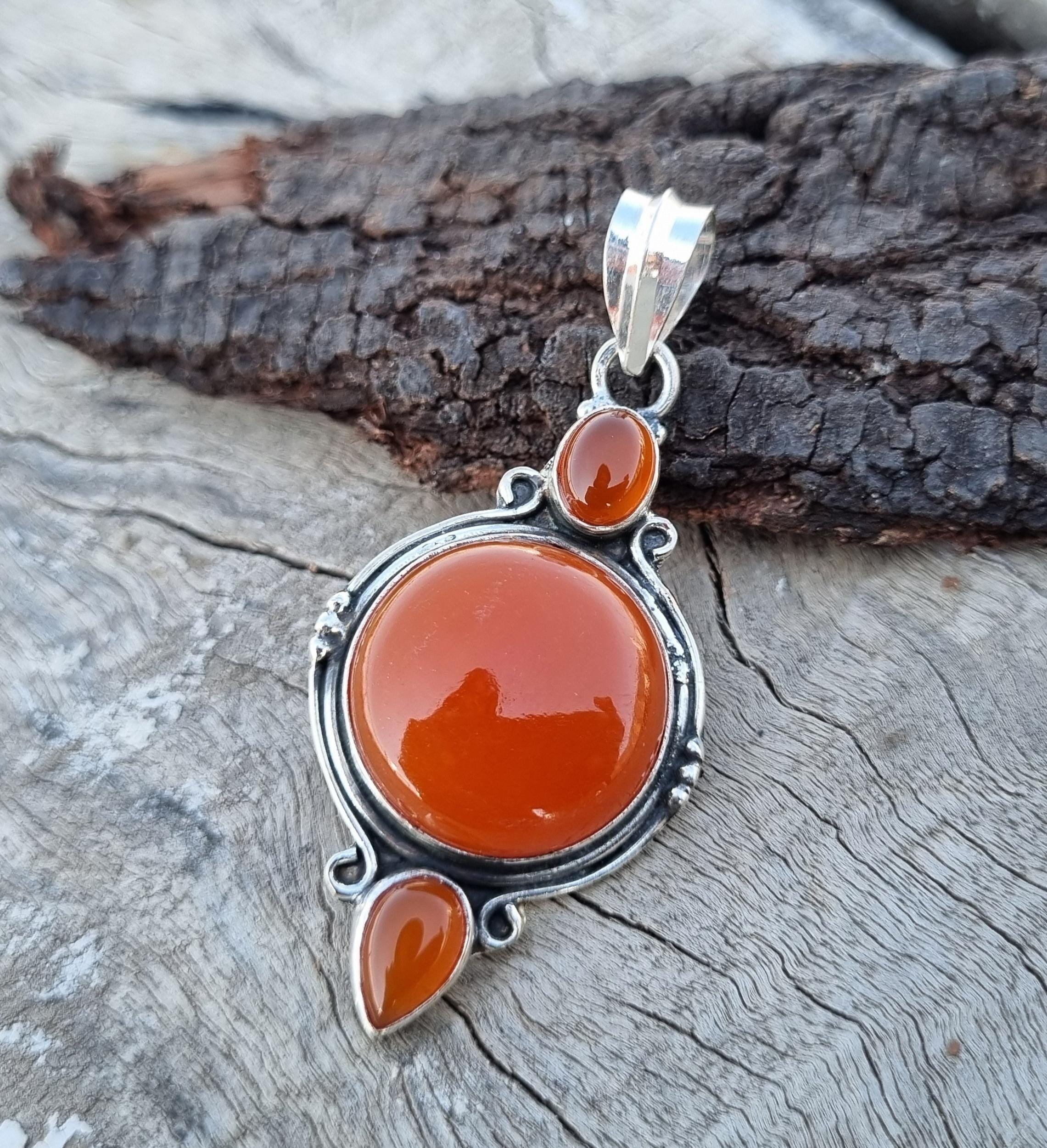 URONE Collana Ciliegia In Argento Sterling 925 – Ciondolo Corniola A Forma Di Ciliegia – Gioiello Donna Romantico, Senza Pietre Preziose