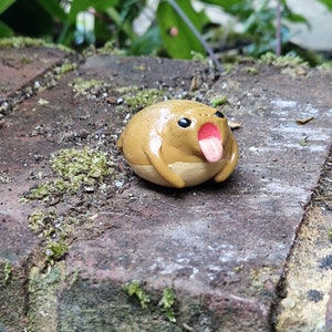 Handmade Yawning African Rain Frog Clay Collectable Figure. LISTING is for ONE