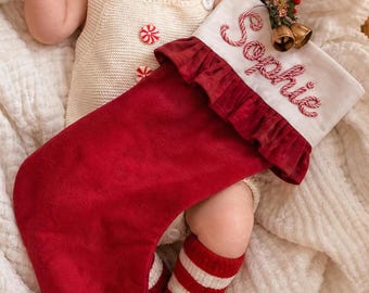 Personalized Christmas Stockings Gifts Set, Family Embroidered Christmas Classic Velvet Knitted Stockings Socks with Names Tree Decor Gift