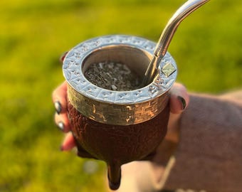 Handmade Argentine Mate Gourd | Traditional Calabash with Metal Rim