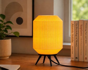 Solune – Minimalist Table Light with Warm Glow – Modern Bedside & Desk Ambient Lighting, E26/E27 Bulb Holder