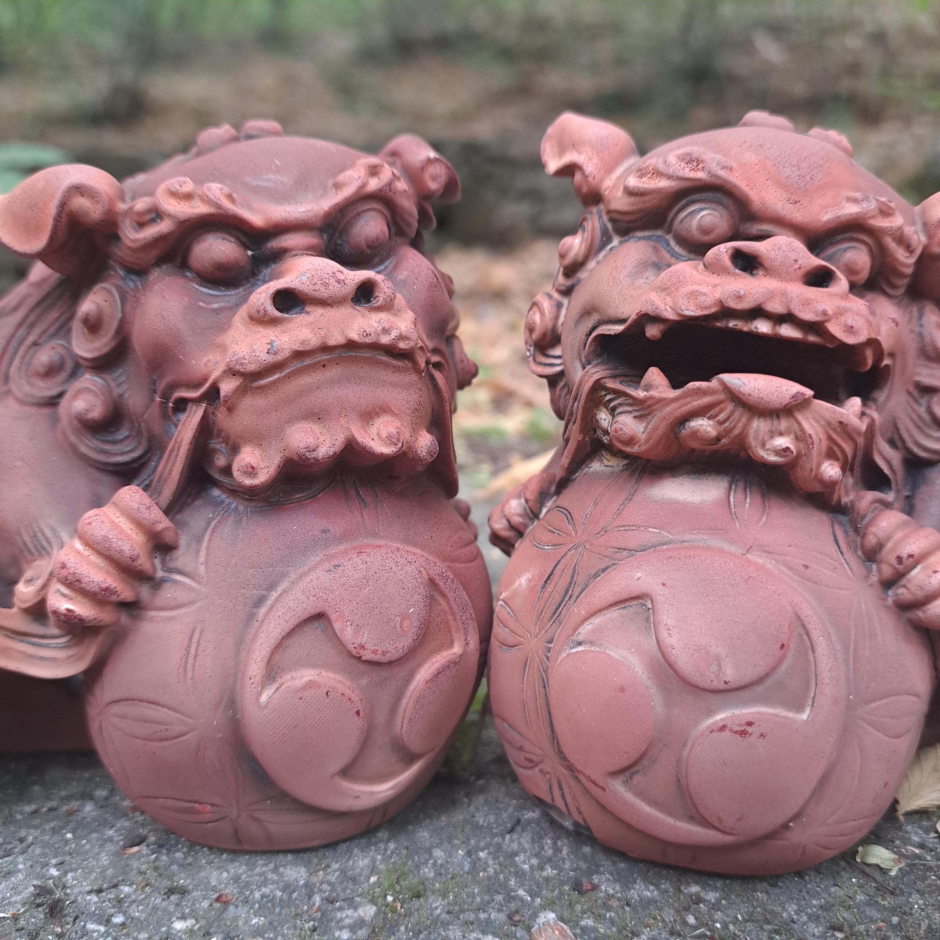 5,51x4 Inch Pair of Large Japanese Ceramic Shi-shi Dog, Japanese