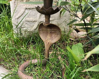 Vintage brass cobra snake candle holde, 8 Inches Tall