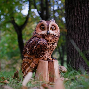 カラフルなフクロウの木製彫刻 フクロウの木彫り - Etsy 日本