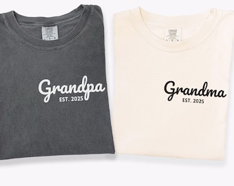 Grandma Grandpa Shirt, Grandparents Matching Shirts, Personalized Baby Announcement Tees, First Time Grandparent Gift, Matching Reveal Shirt