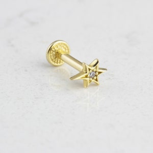 Piercing em estrela polar em ouro maciço 14K • Piercing no tragus da cartilagem • Piercing em ouro maciço 16G • Piercing em estrela na orelha • Brinco estrela minimalista