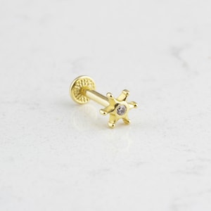 14K Solid Gold Sun Tragus Piercing • 16G Solitaire Earring • Minimalist Tragus Piercing • Cartilage Tragus Piercing • Dainty Sun Piercing