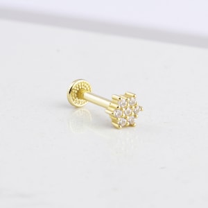 14K Solid Gold Tragus Piercing • 16G Floral Tragus Ohrring • Minimalist Ohrstecker • Zierlich Gänseblümchen Piercing • Piercing Schmuck