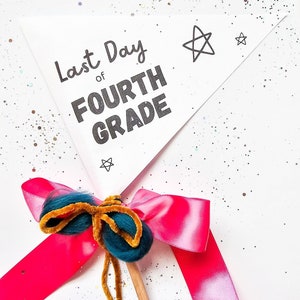Last Day of Fourth Grade Flag Download, Last Day of School Flag, Fourth Grade Flag, 4th Grade Pennant