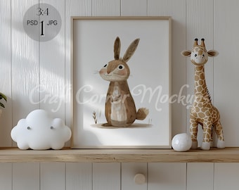 Vertikaler Rahmen Mockup Kinderzimmer, Rahmenmodell auf Regal, minimalistischer Holzrahmen Mockup, Kinderzimmerrahmen Mockup, Rahmen im Verhältnis 3: 4 PSD