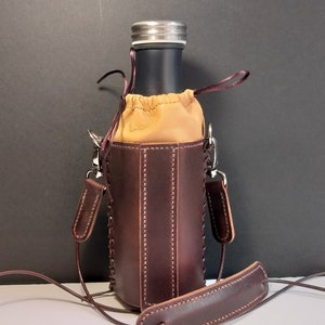 Leder Flaschenhalter mit Crossbody Gurt, Harness Leder Flaschenträger mit Schultergurt, Leder Flaschenhalter,Leder Flaschenträger Bild 2