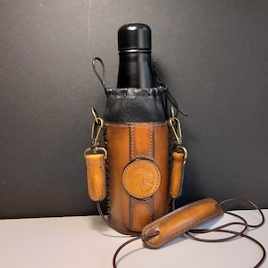 Leren flessenhouder met crossbody riem, leren flessendrager met schouderriem, leren flessenhouder, leren flessendrager