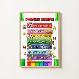 Puede incluir: Un p&oacute;ster enmarcado con el texto "Today's Quest" y frases como "Power Up Happy!" y "Be a Super Hero!". El dise&ntilde;o incorpora personajes de dibujos animados y gr&aacute;ficos pixelados en un estilo vibrante y colorido.