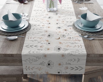 Nordic Wildflower Table Runner: Scandinavian Boho Floral Decor