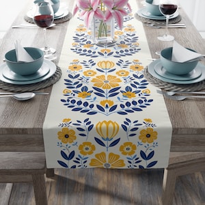 Scandinavian Flower Table Runner, Nordic Folk Art Home Decor, Scandi Housewarming Gift, Farmhouse Floral Gift, Botanical Table Centerpiece
