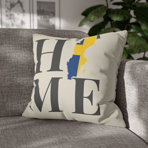Housse de coussin carte suédoise, coussin décoratif géographie scandinave, taie de coussin pour expatriés nordiques, cadeau de pendaison de crémaillère, décoration drapeau