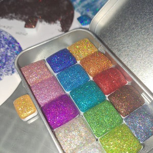 Set of 15 half pans, Holographic Glitter Range including 3 exclusive colors!!