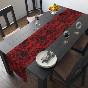 Elegant Gothic Damask Table Runner, Black & Crimson Vampire-Inspired Dining Decor for Romantic Ambiance