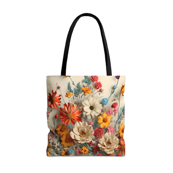 Vintage-inspired Wildflower Tote Bag: Cream Floral Print