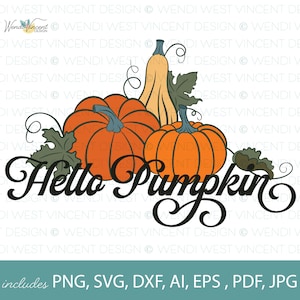 Può includere: Un design digitale con tre zucche e il testo "Hello Pumpkin". Le zucche sono arancioni e marroni con foglie verdi. Il testo è in corsivo nero.