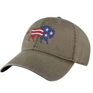 American Flag Bison Baseball Cap, Embroidered Buffalo USA Flag Design, Western Outdoor Patriot Gift, Adjustable Cotton Dad Hat