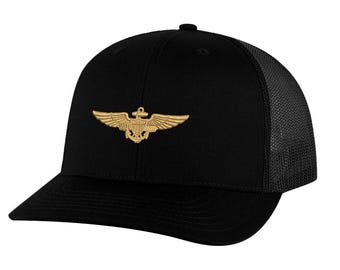 Classic Navy Aviator Trucker Hat – Gold Embroidered Pilot Wings, Patriotic Mesh Snapback Cap