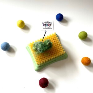 Clover Needle Felting Brush Mat 8910 Small