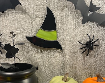 Halloween Witch Hat Suncatcher – Stained Glass Gothic Window Decor Spooky Sun Catcher Ornament