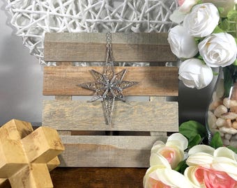 Star Suncatcher – Stained Glass Clear North Star Christmas Window Decor Sun Catcher Gift Ornament